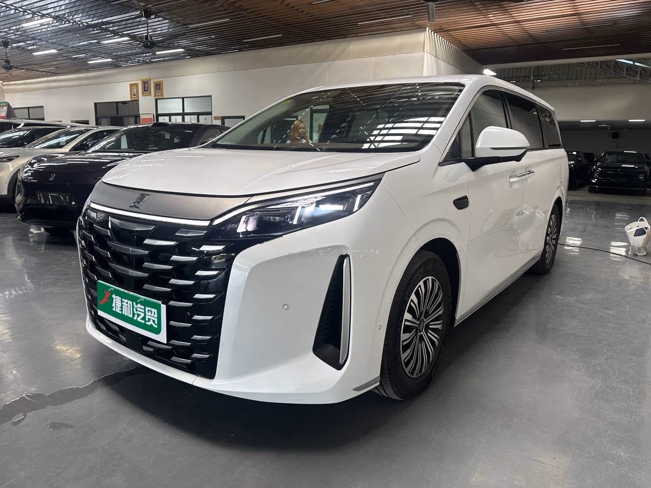 BYD M9 2026