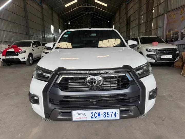 Toyota Hilux 2024