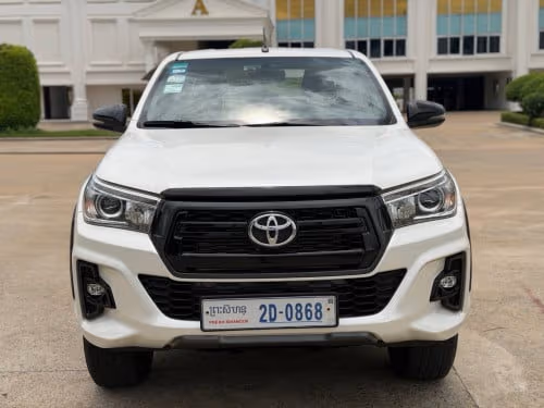 Toyota Hilux REVO 2020