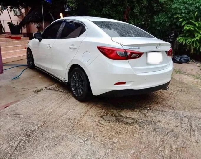 Mazda Mazda 2