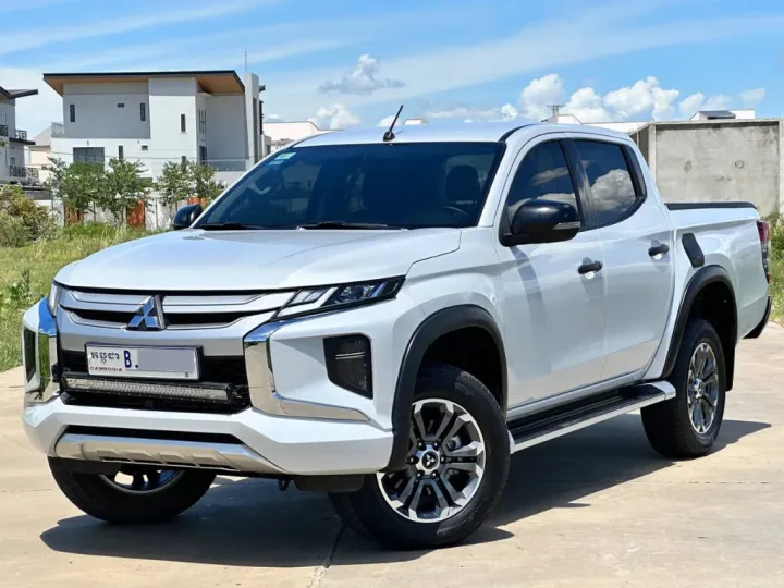 Mitsubishi Triton