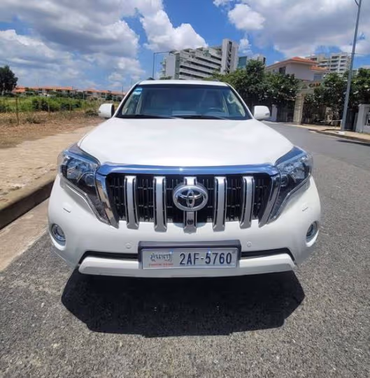 Toyota Land Cruiser Prado 2015
