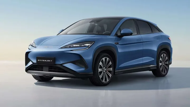 BYD Sealion 7