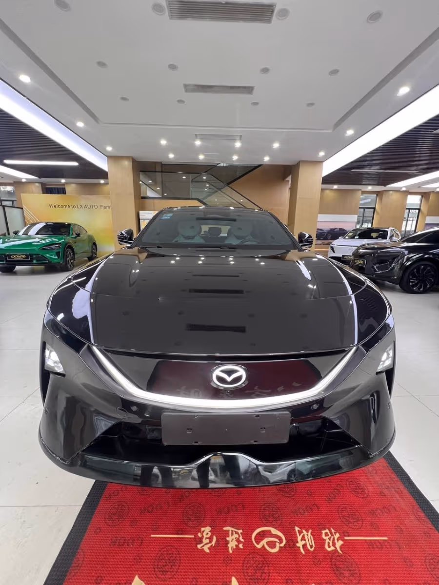 Mazda EZ-60 2025