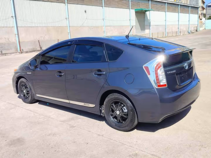 Toyota Prius 2012