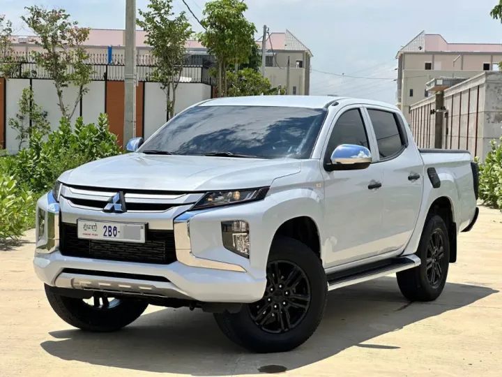 Mitsubishi Triton