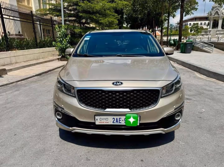 Kia Carnival 2015