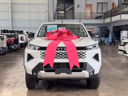 Toyota Hilux Travo 2027