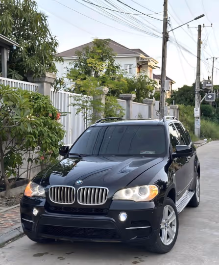 BMW X5 2011